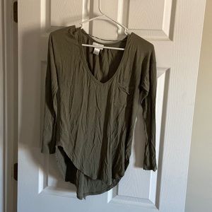 Green long sleeve shirt
